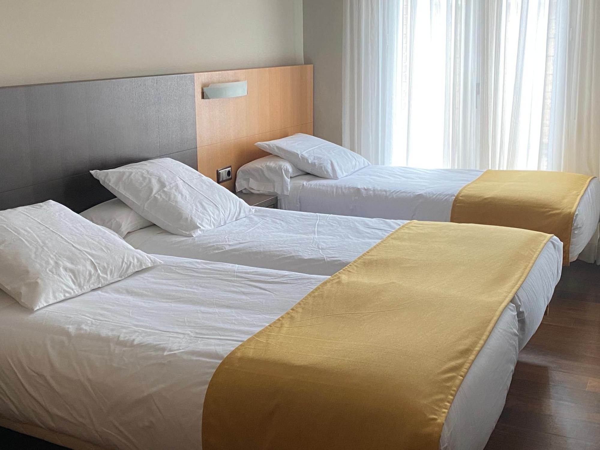 Hotel Rios 산애드리안 외부 사진