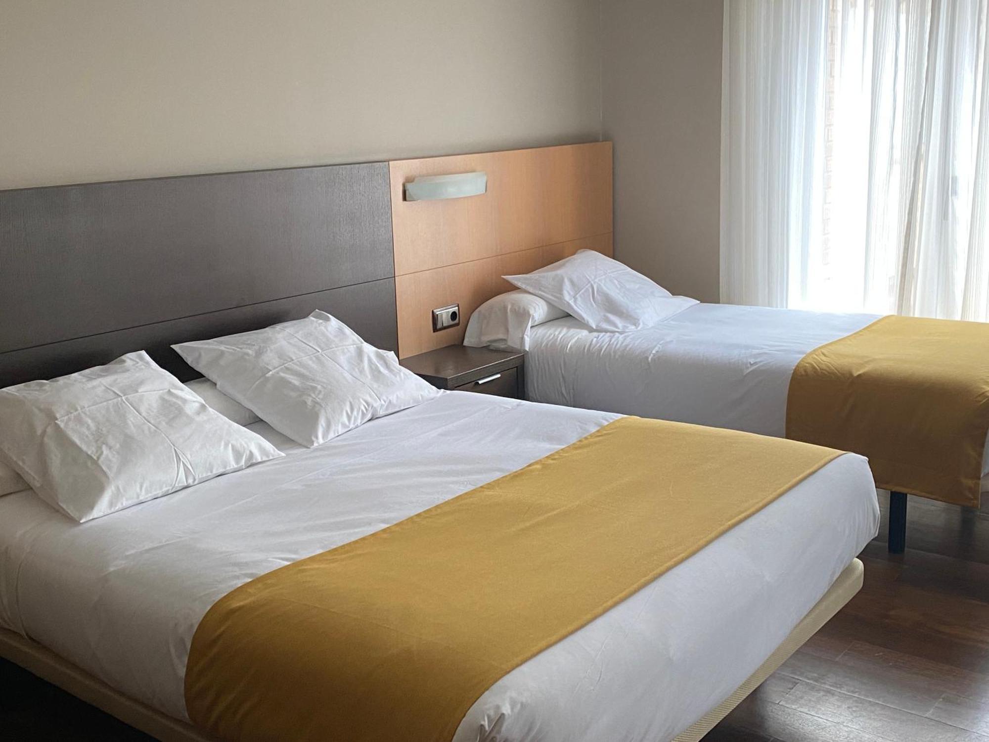 Hotel Rios 산애드리안 외부 사진